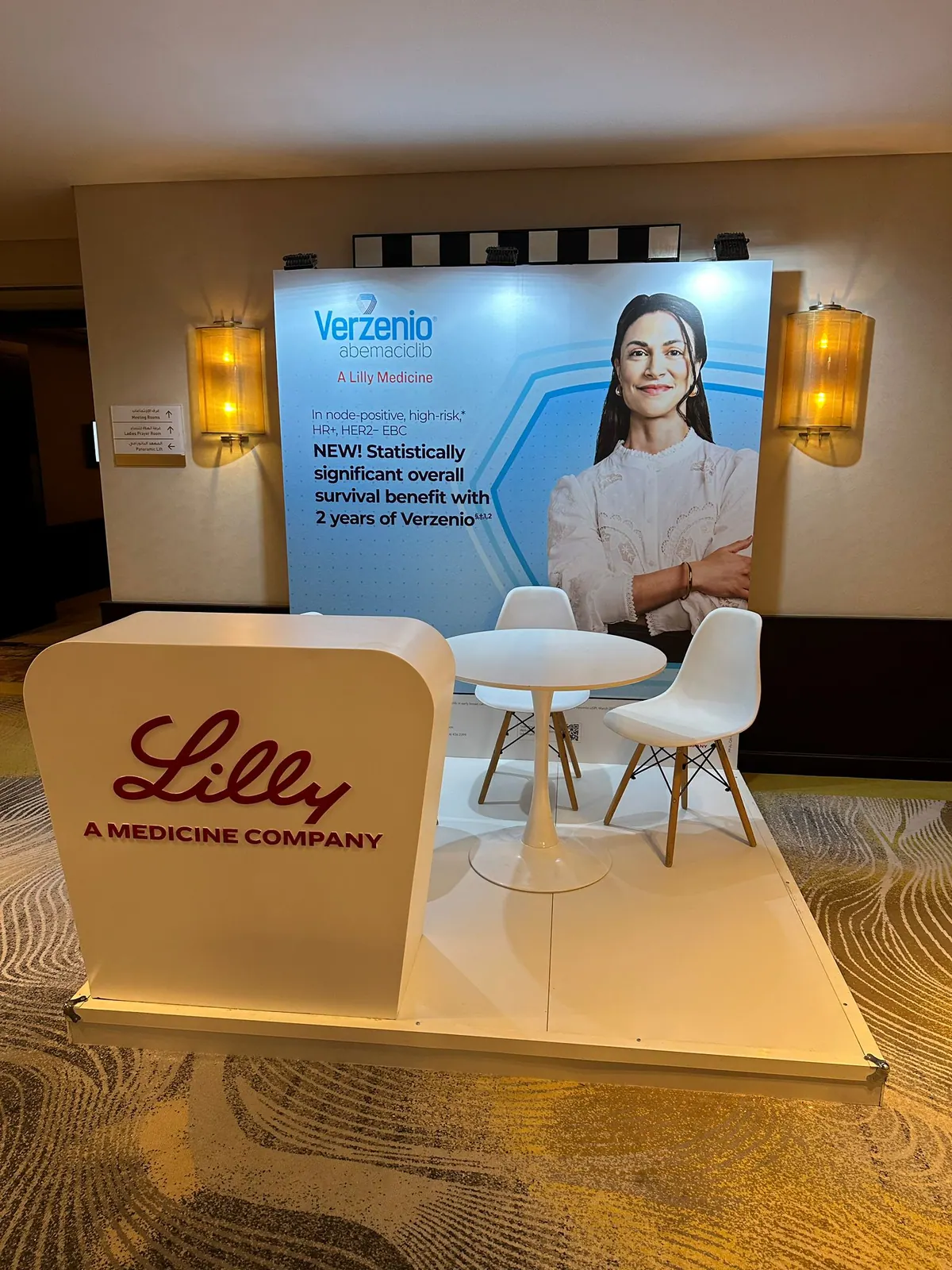 Lilly Verzenio stand