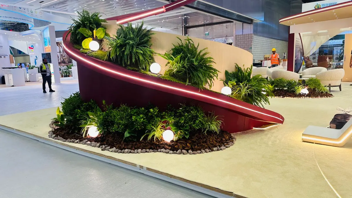 Nakilat stand with a spiral garden: Detail